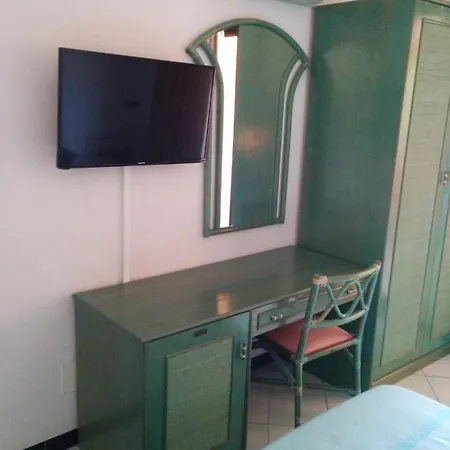 Hotel Blu Marlin Villasimius Quarto foto